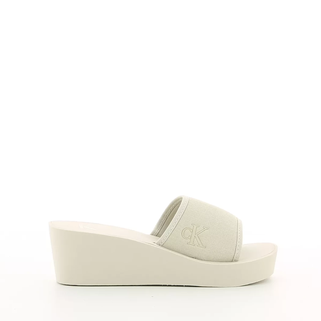 Image (2) de la chaussures Calvin Klein - Tongs et Plage Beige en Textile Image (2) de la chaussures Calvin Klein - Tongs et Plage Beige en Textile