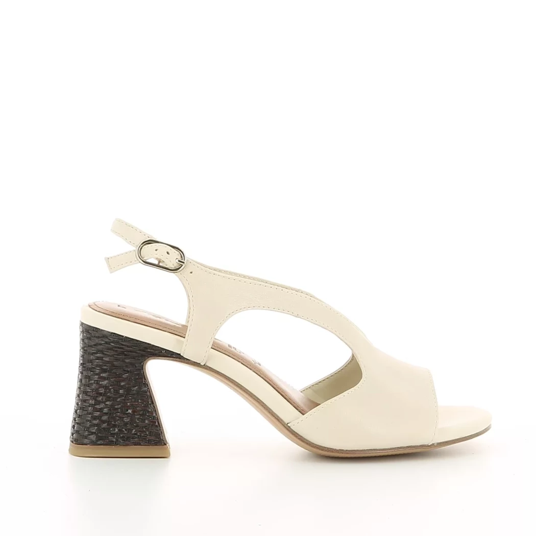 Image (2) de la chaussures Tamaris - Sandales et Nu-Pieds Beige en Cuir