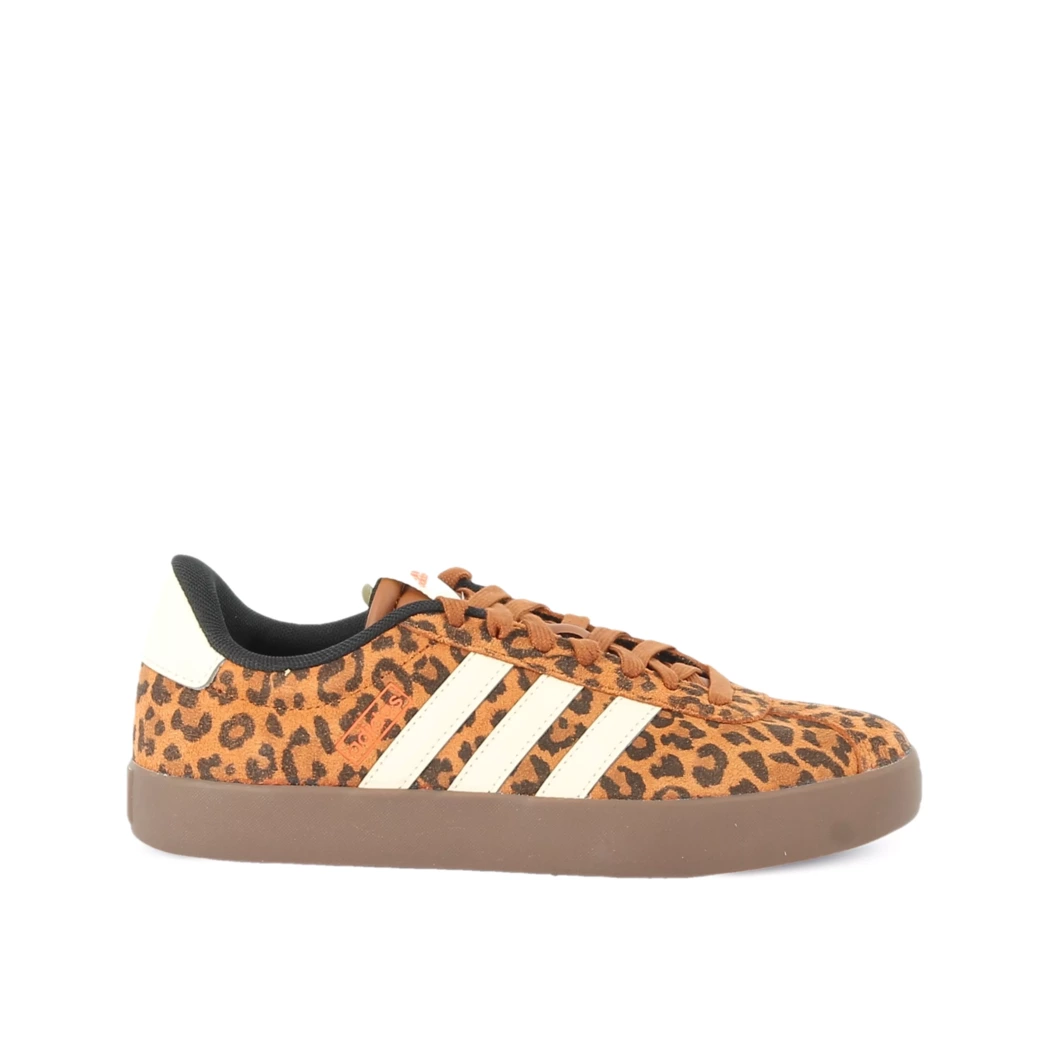Image (2) de la chaussures Adidas - Baskets Cuir naturel / Cognac en Cuir nubuck