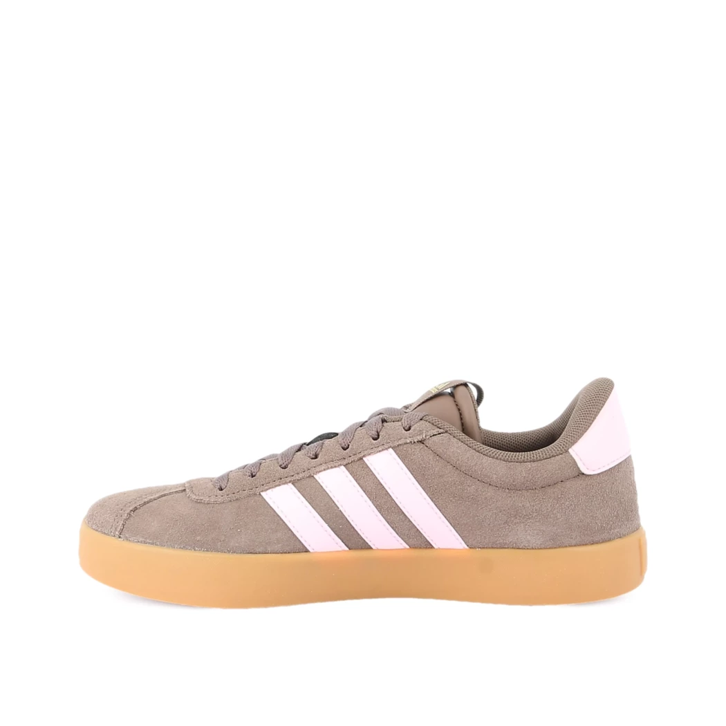 Image (4) de la chaussures Adidas - Baskets Taupe en Cuir nubuck