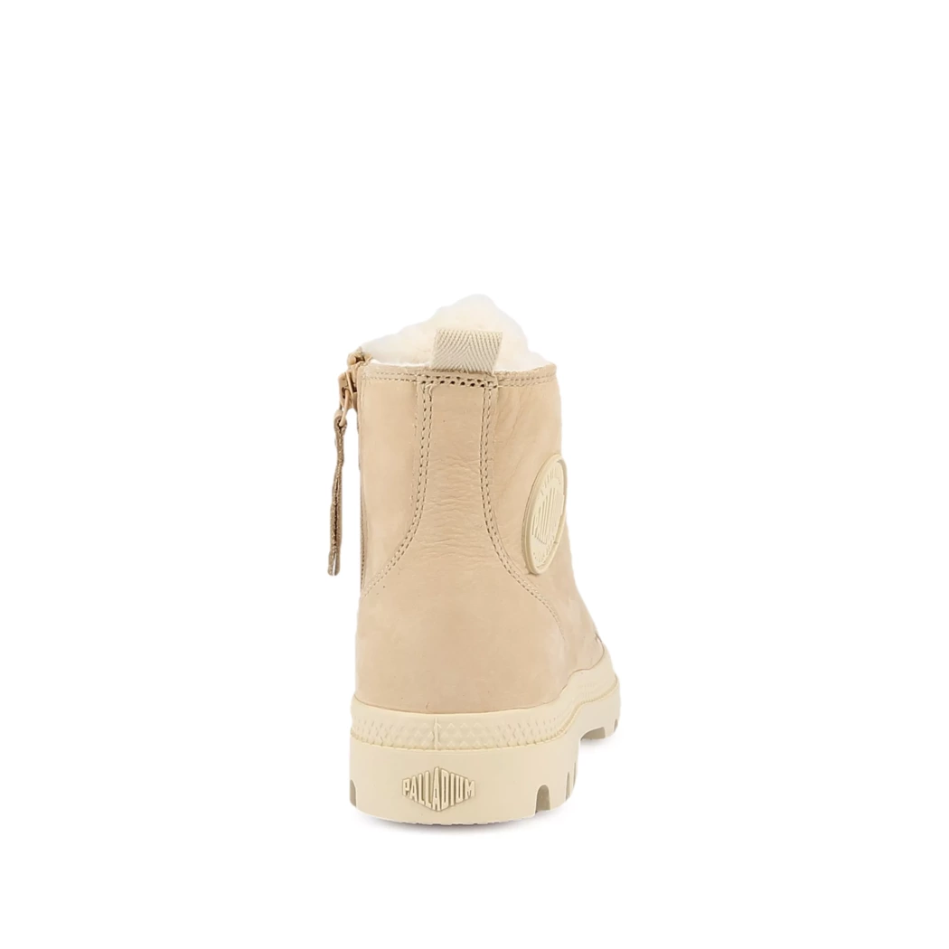 Image (3) de la chaussures Palladium - Bottines Beige en Cuir nubuck