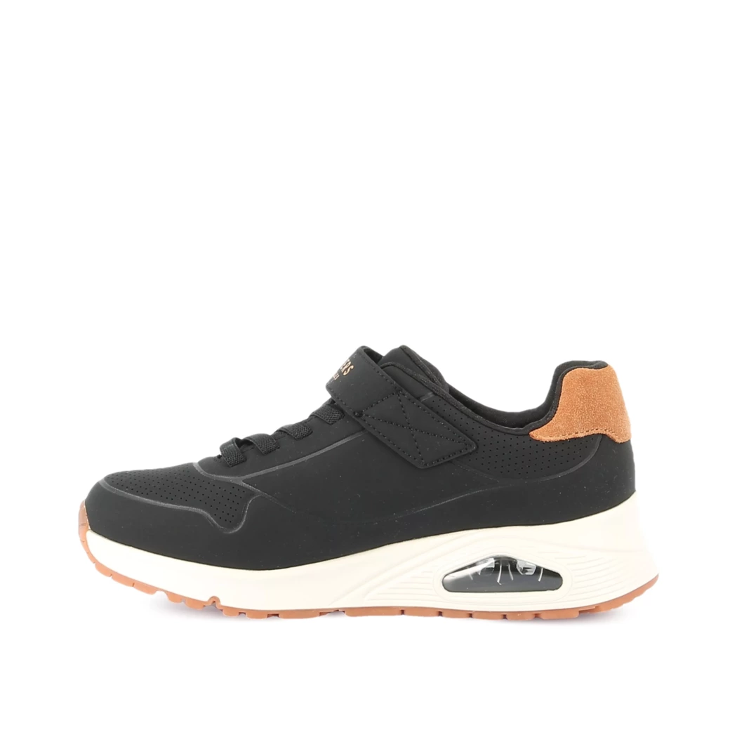 Image (4) de la chaussures Skechers - Baskets Noir en Cuir synthétique