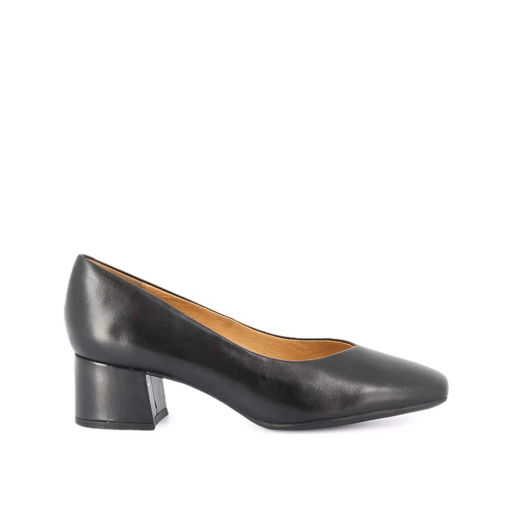 Image (2) de la chaussures Caprice - Escarpins Noir en Cuir