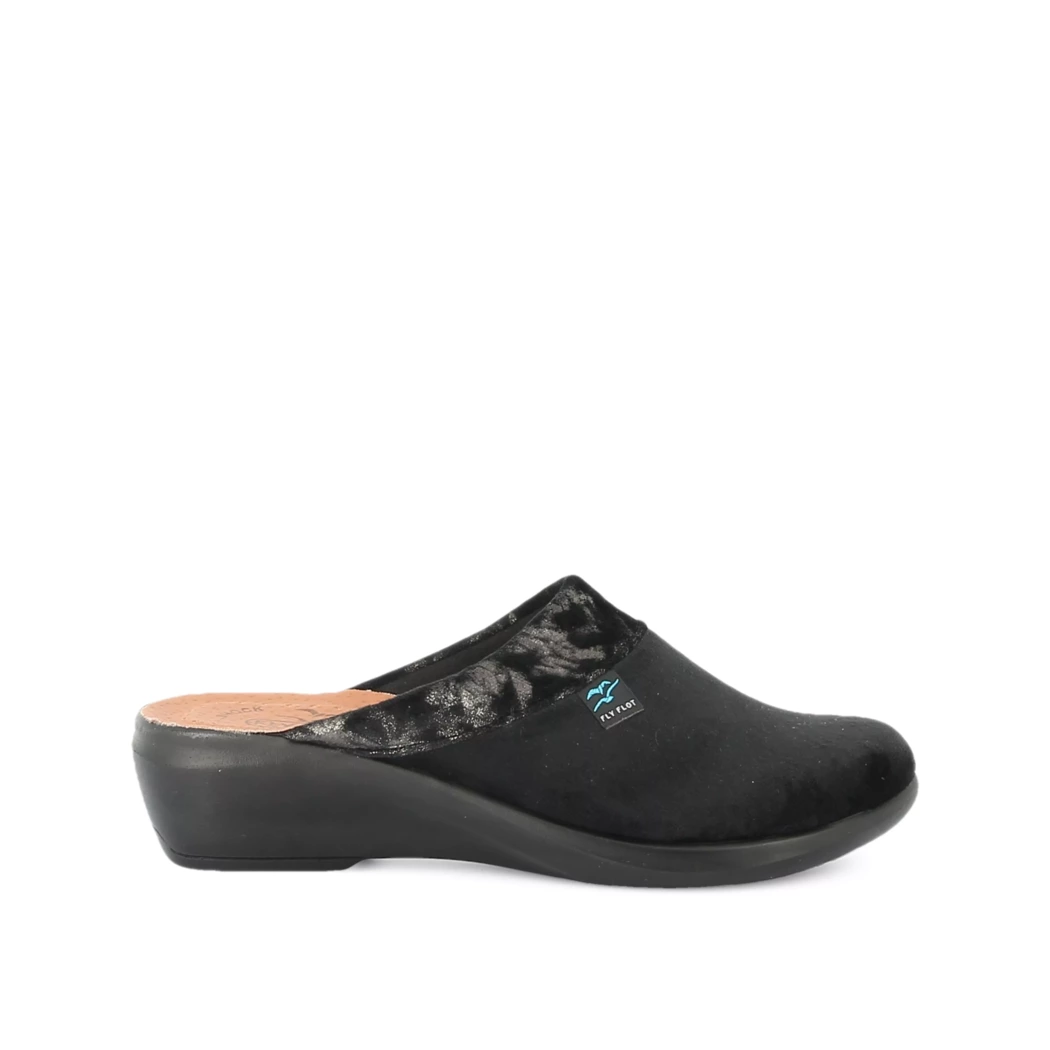 Image (2) de la chaussures Fly Flot - Pantoufles et Chaussons Noir en Textile