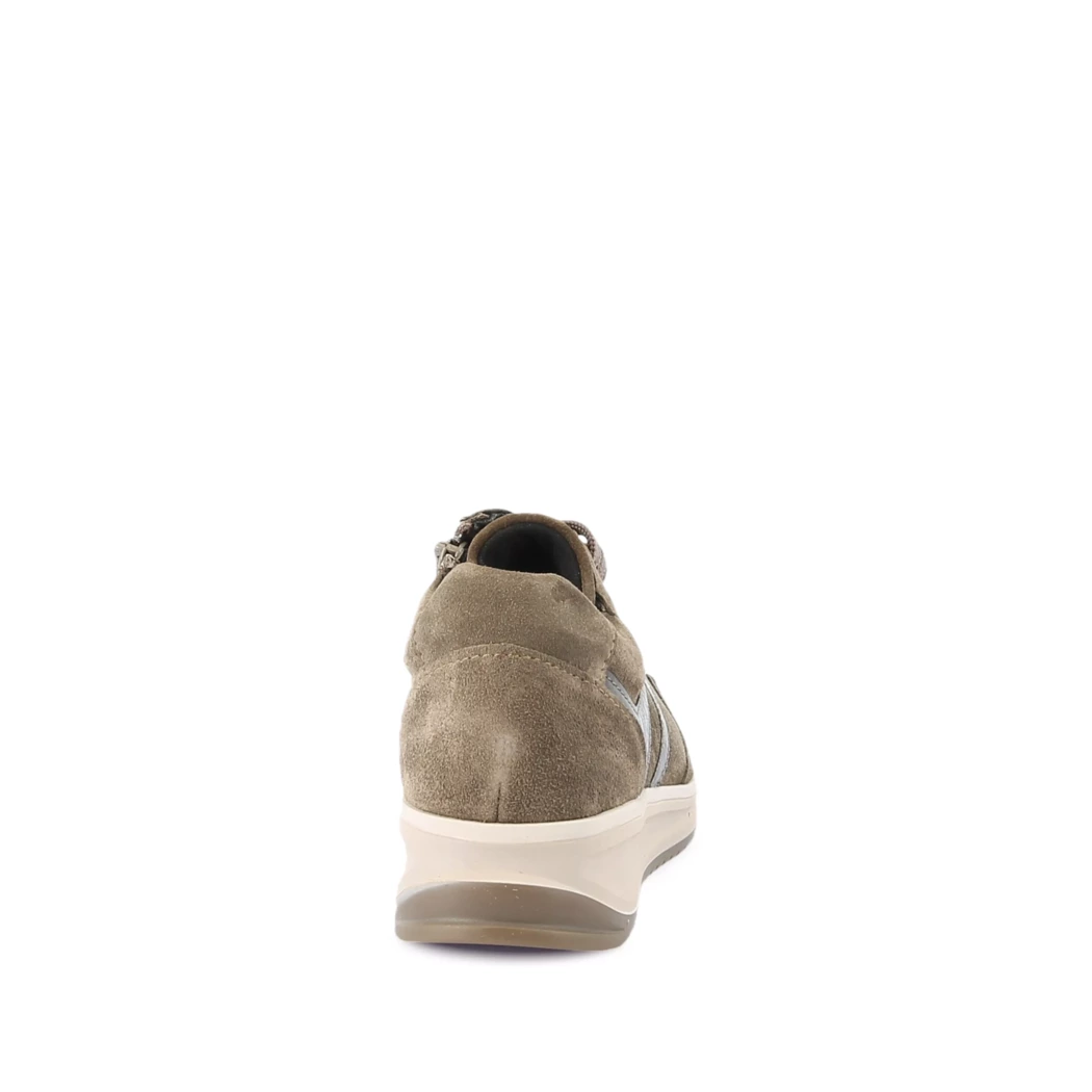 Image (3) de la chaussures Sens - Baskets Vert en Cuir nubuck