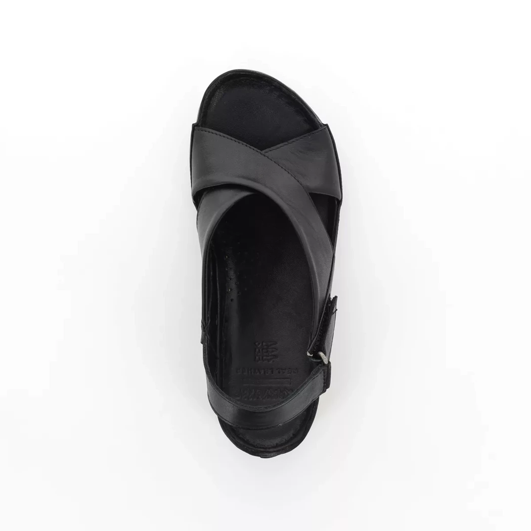 Image (6) de la chaussures Karyoka - Sandales et Nu-Pieds Noir en Cuir