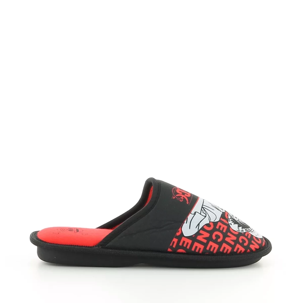 Image (2) de la chaussures One Piece - Pantoufles et Chaussons Noir en Textile