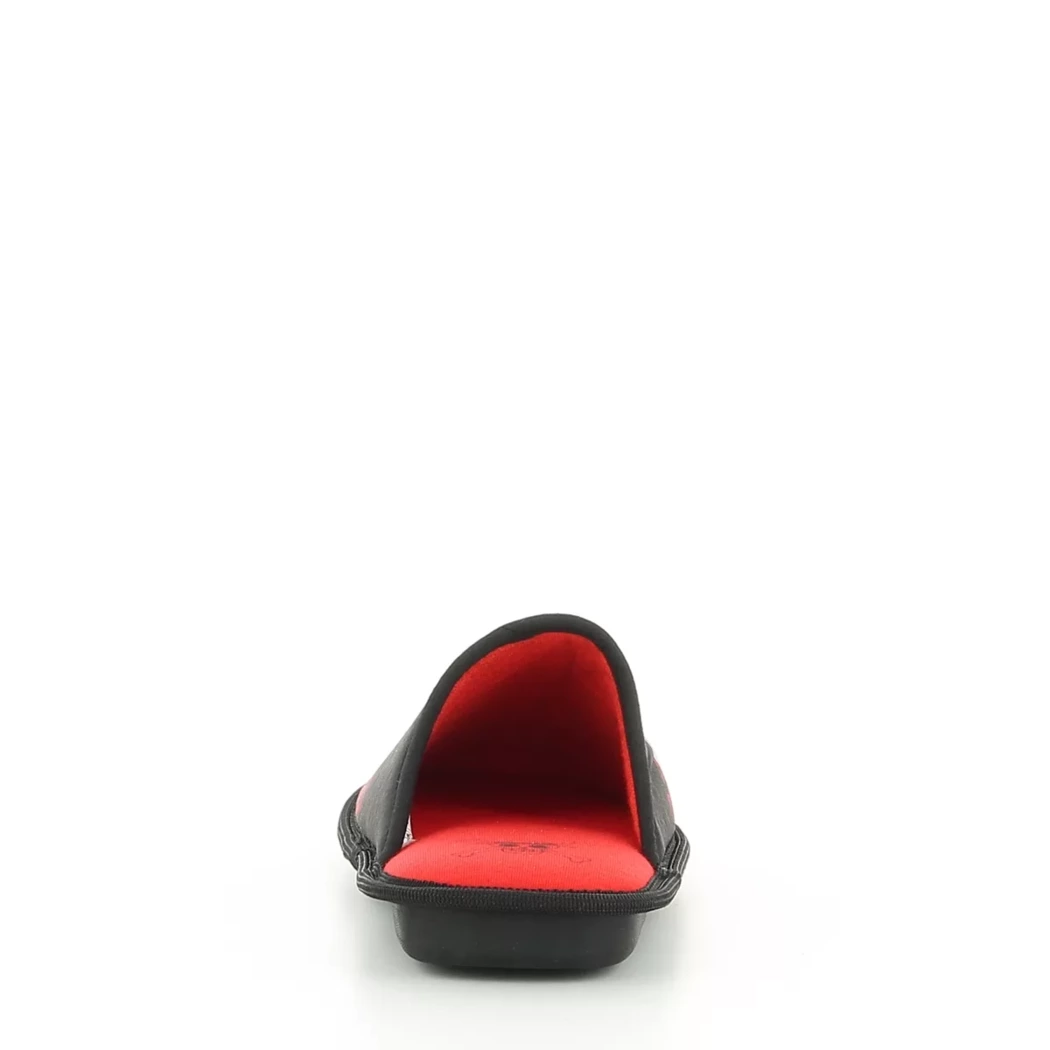 Image (3) de la chaussures One Piece - Pantoufles et Chaussons Noir en Textile