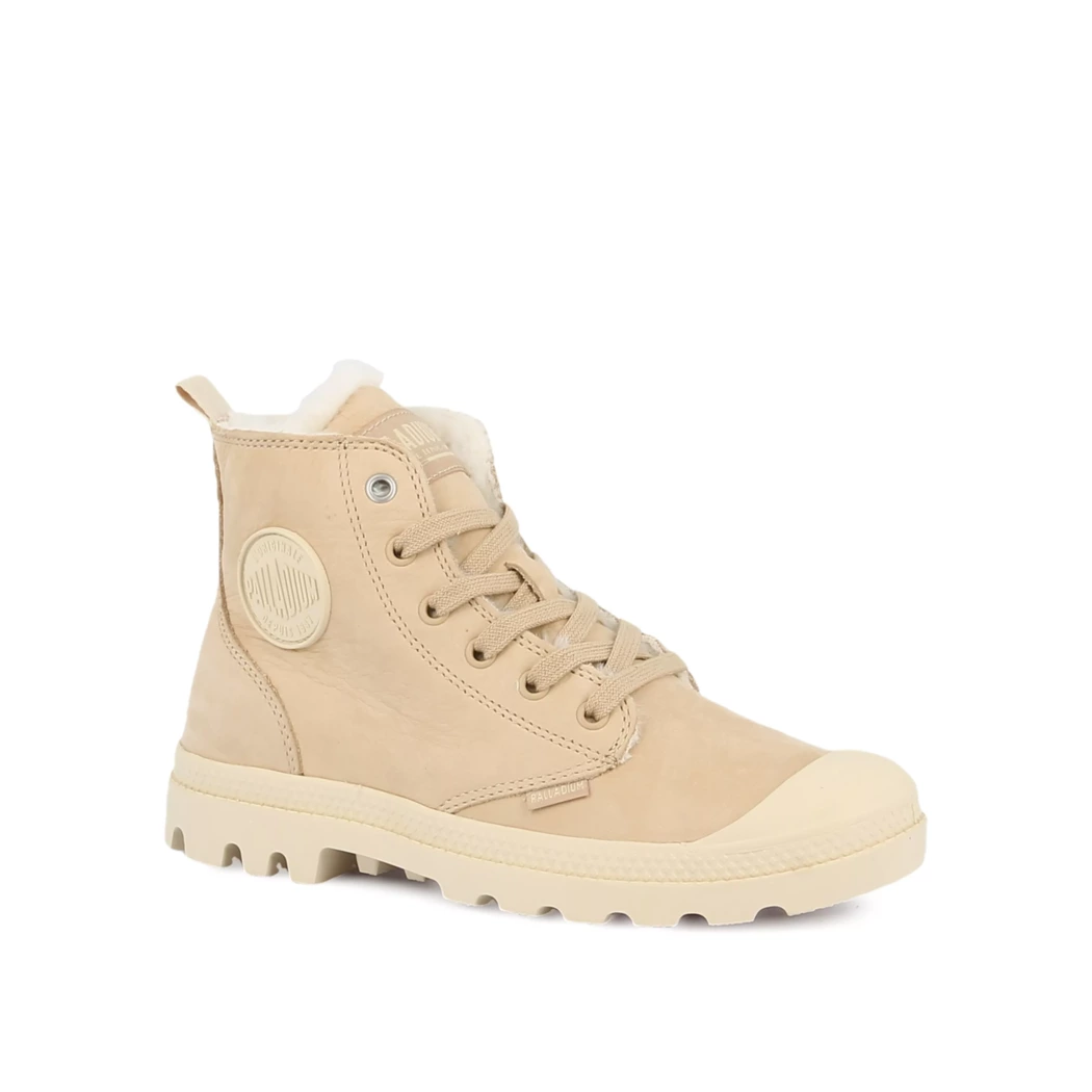 Image (1) de la chaussures Palladium - Bottines Beige en Cuir nubuck