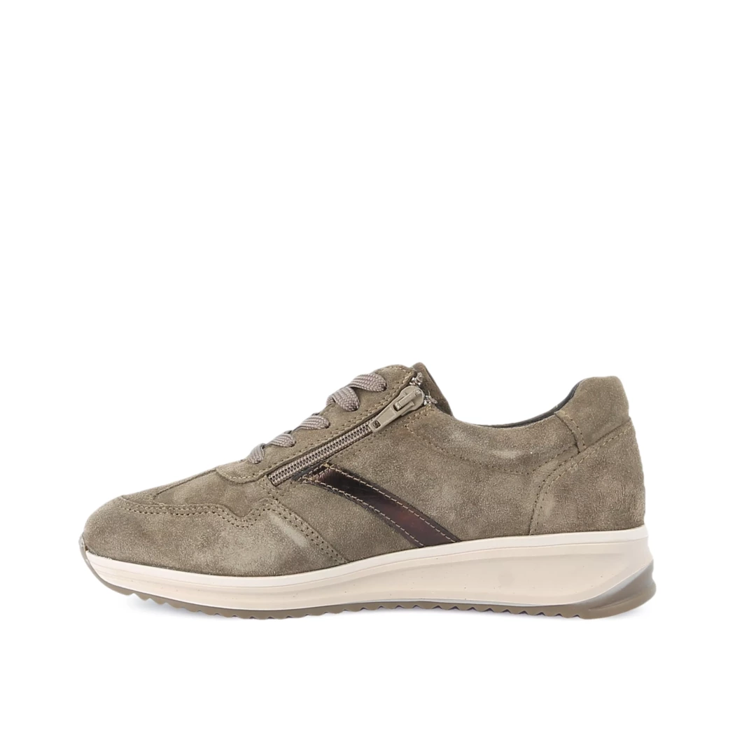 Image (4) de la chaussures Sens - Baskets Vert en Cuir nubuck
