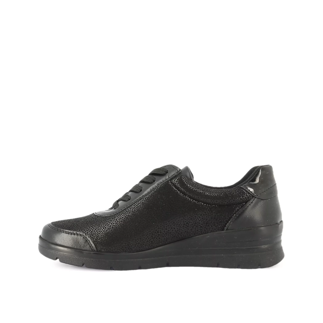 Image (4) de la chaussures Sens - Baskets Noir en Cuir et textile