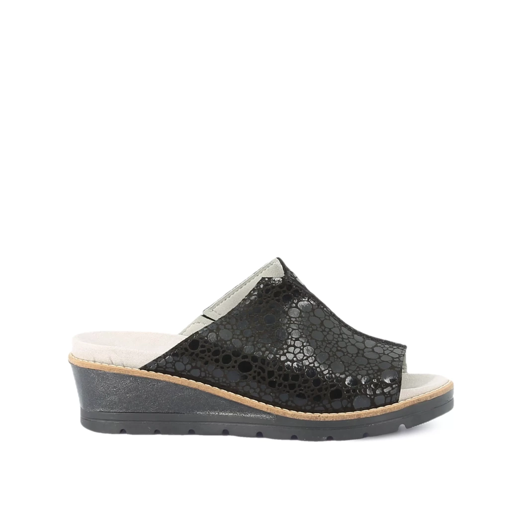 Image (2) de la chaussures Sens - Mules et Sabots Noir en Cuir nubuck