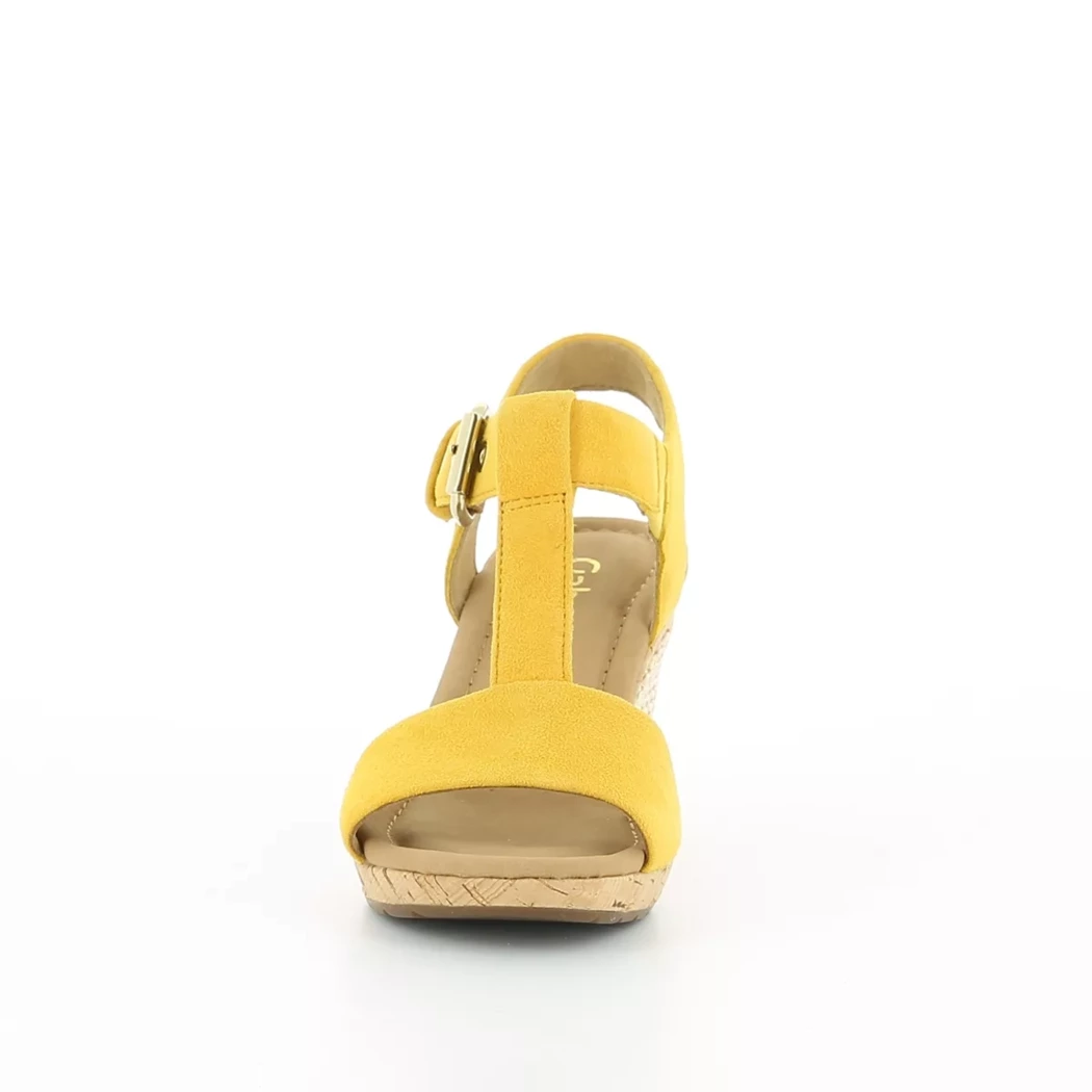 Image (5) de la chaussures Gabor - Sandales et Nu-Pieds Jaune en Cuir nubuck