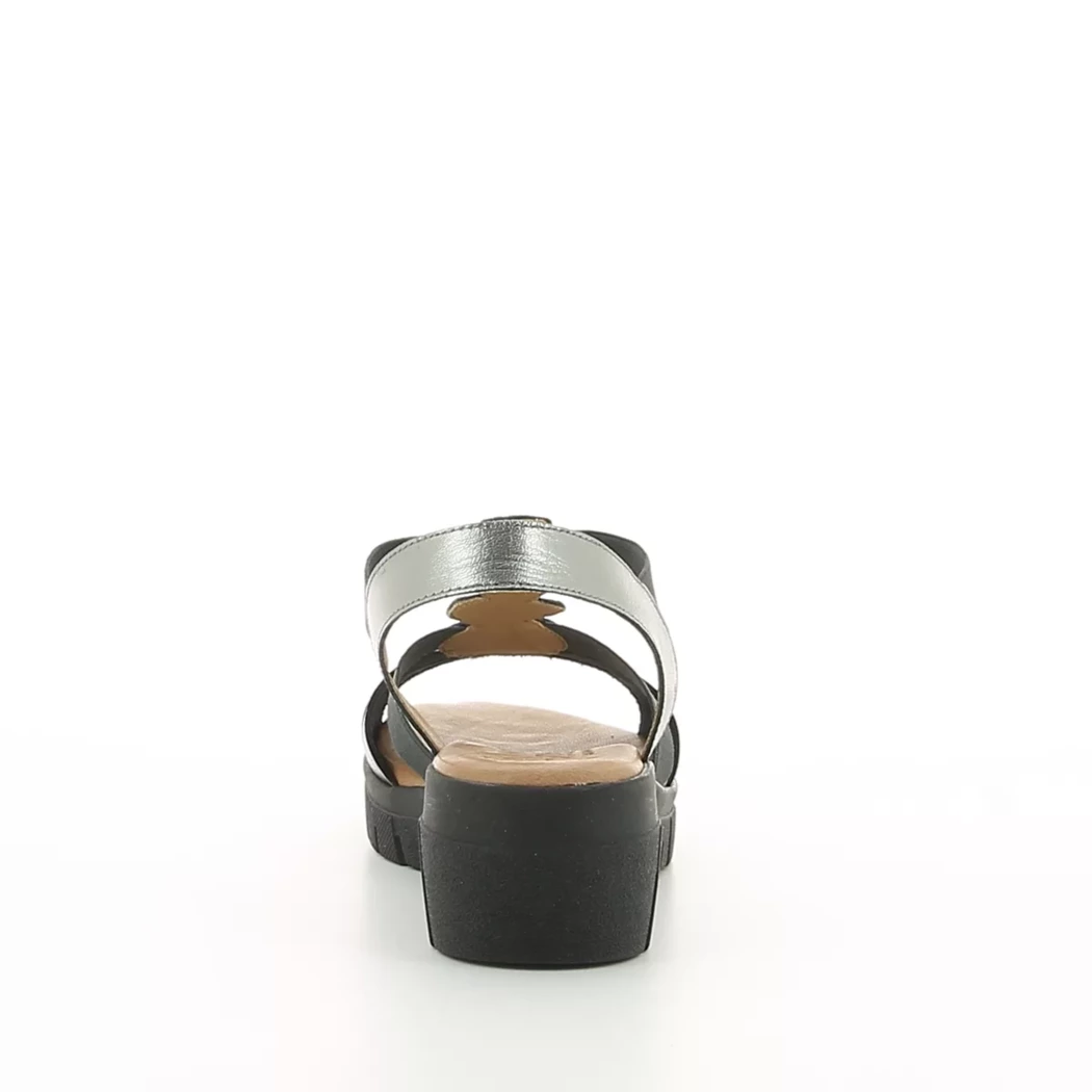 Image (3) de la chaussures Valeria's - Sandales et Nu-Pieds Or / Bronze / Platine en Cuir