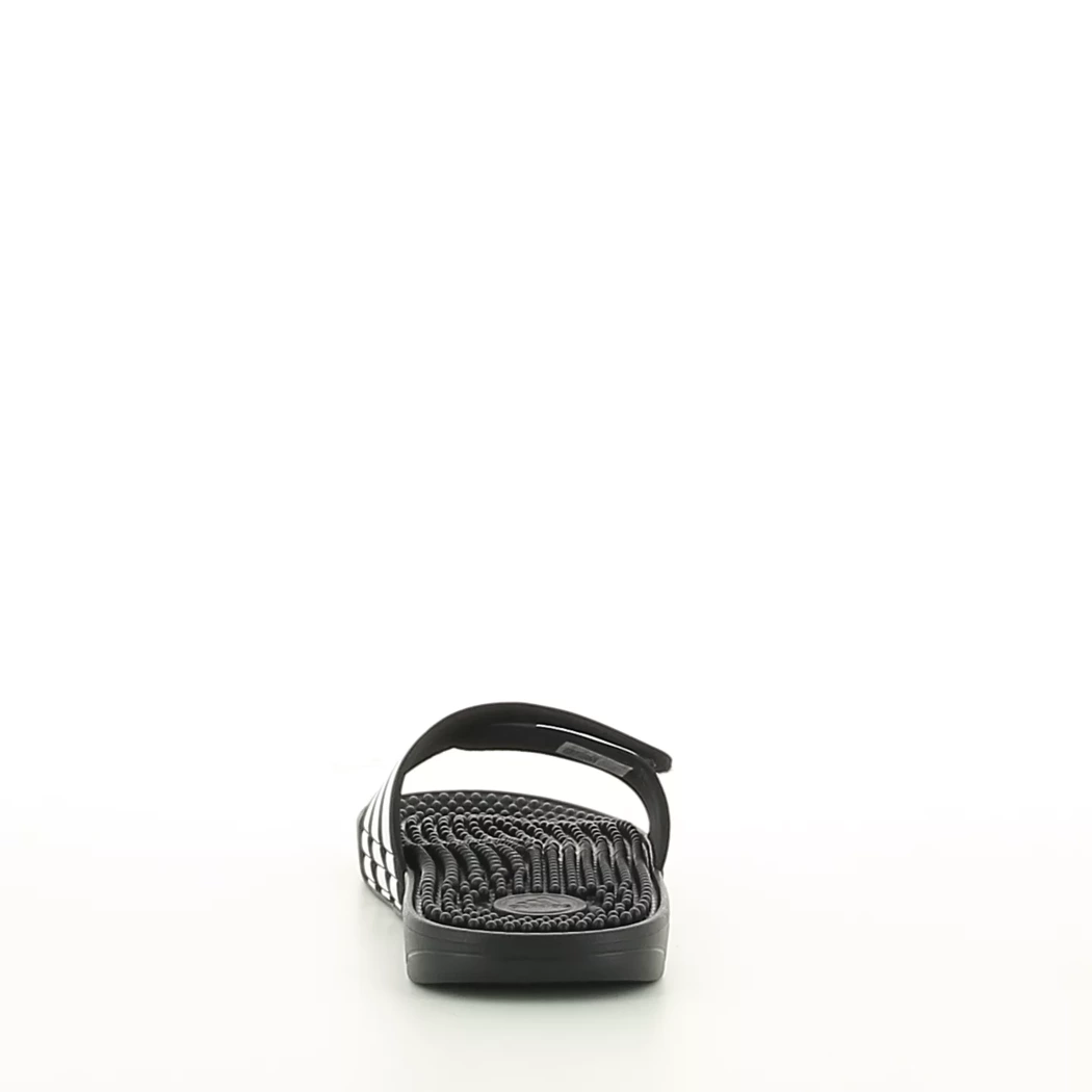 Image (3) de la chaussures Adidas - Tongs et Plage Noir en Caoutchouc Image (3) de la chaussures Adidas - Tongs et Plage Noir en Caoutchouc