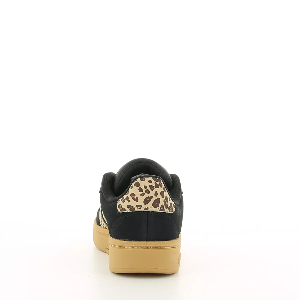 Image (3) de la chaussures Adidas - Baskets Noir en Cuir nubuck