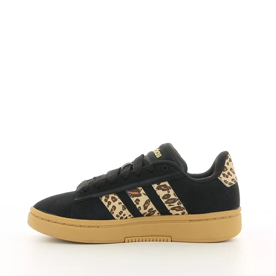 Image (4) de la chaussures Adidas - Baskets Noir en Cuir nubuck
