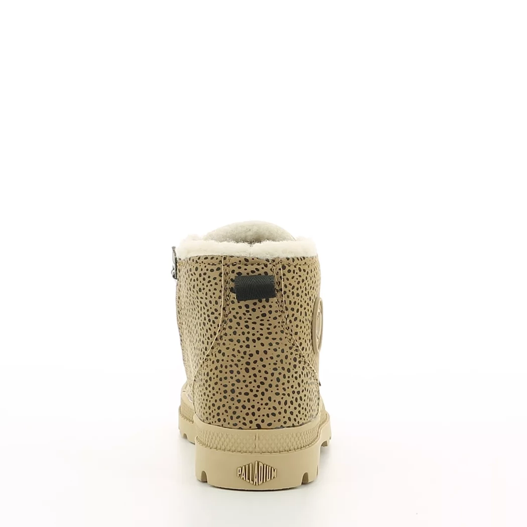 Image (3) de la chaussures Palladium - Bottines Cuir naturel / Cognac en Cuir nubuck Image (3) de la chaussures Palladium - Bottines Cuir naturel / Cognac en Cuir nubuck