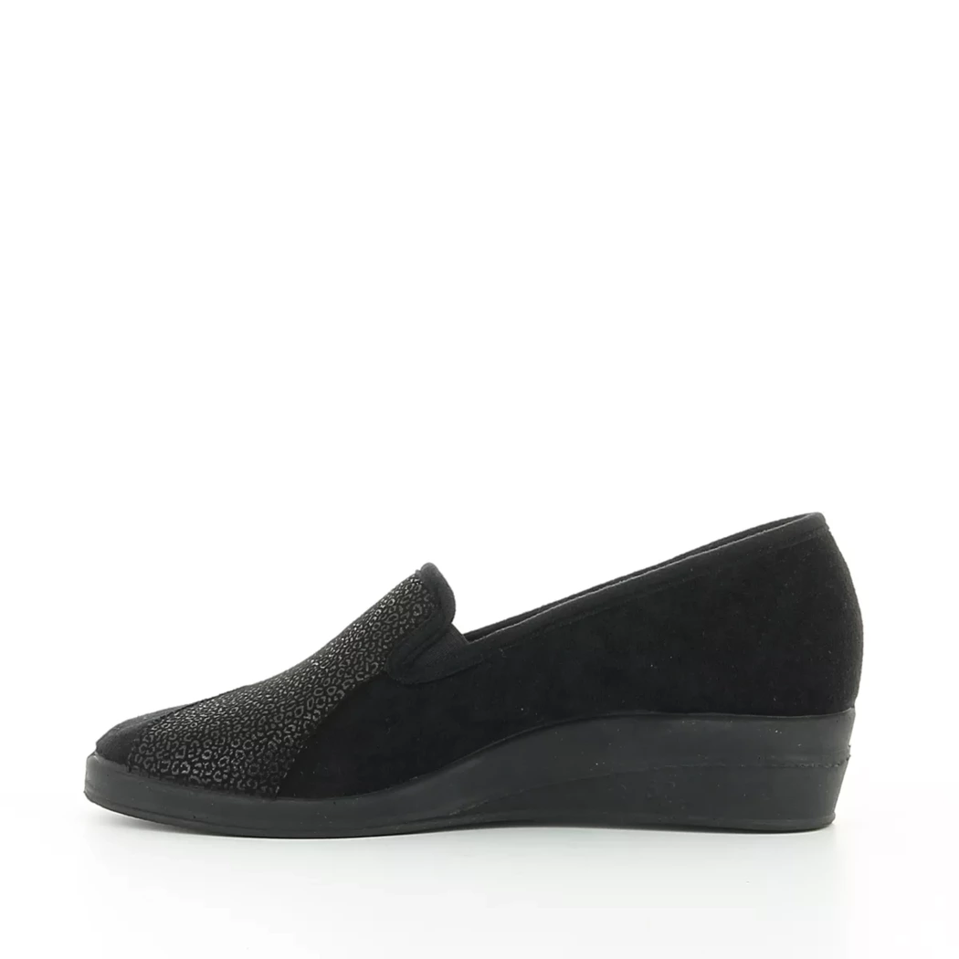 Image (4) de la chaussures Doctor Cutillas - Pantoufles et Chaussons Noir en Textile