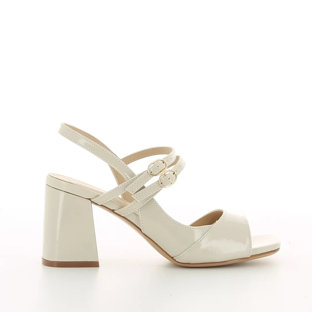 Image (2) de la chaussures Pretty Stories - Sandales et Nu-Pieds Beige en Cuir synthétique