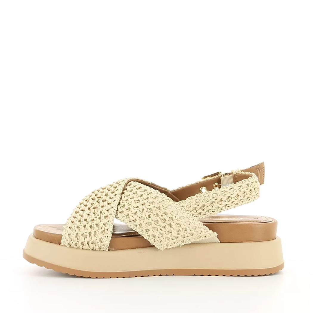 Image (4) de la chaussures Tamaris - Sandales et Nu-Pieds Beige en Textile