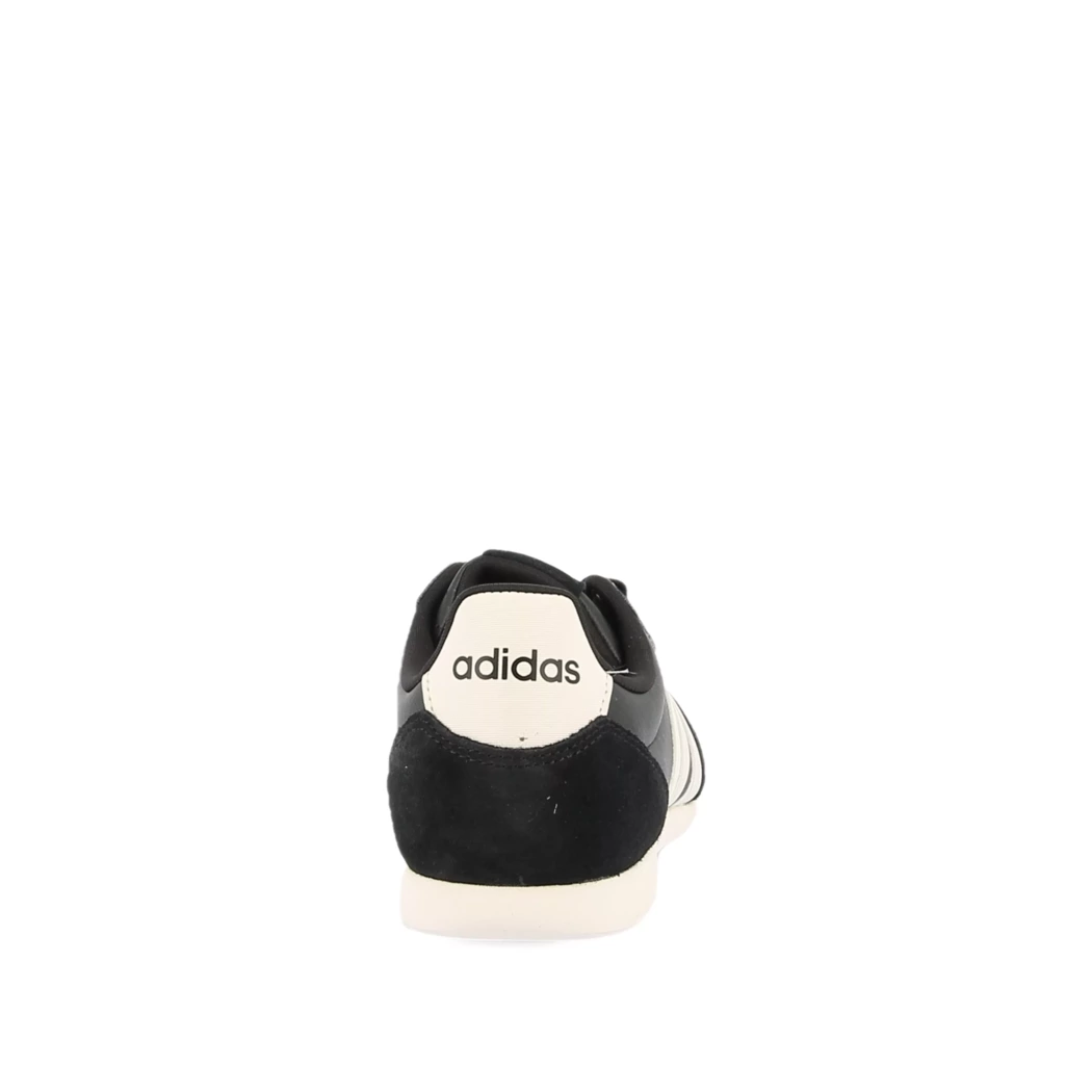 Image (3) de la chaussures Adidas - Baskets Noir en Cuir nubuck