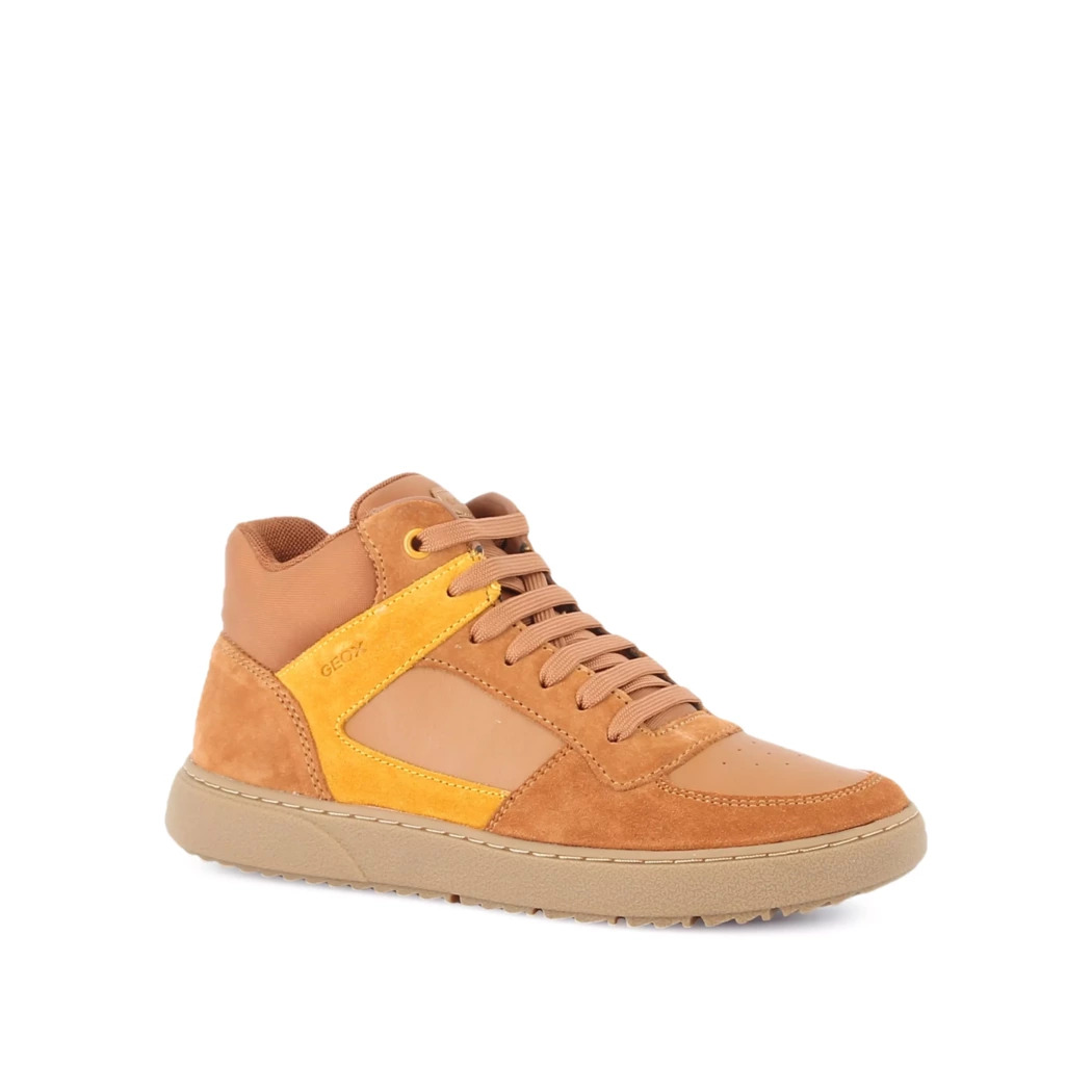 Image (1) de la chaussures Geox - Bottines Cuir naturel / Cognac en Cuir nubuck