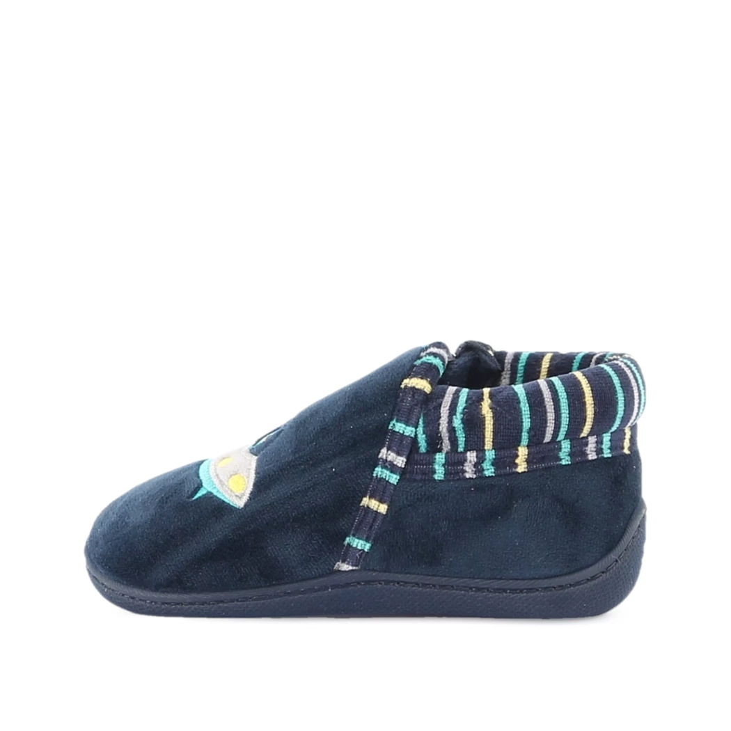 Image (4) de la chaussures Isotoner - Pantoufles et Chaussons Bleu en Textile