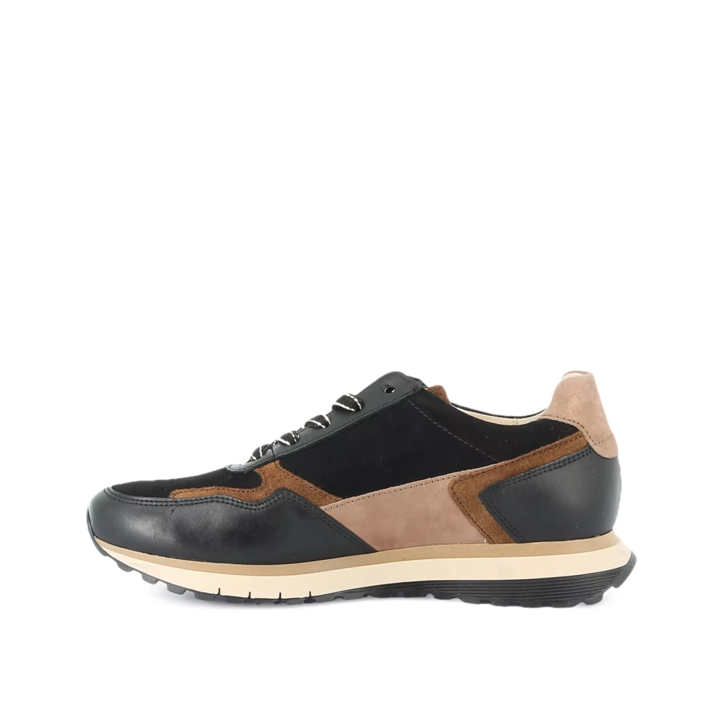 Image (4) de la chaussures Gabor - Baskets Noir en Cuir
