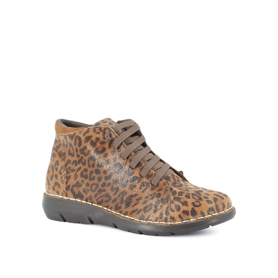 Image (1) de la chaussures Diabolo Studio - Bottines Cuir naturel / Cognac en Cuir