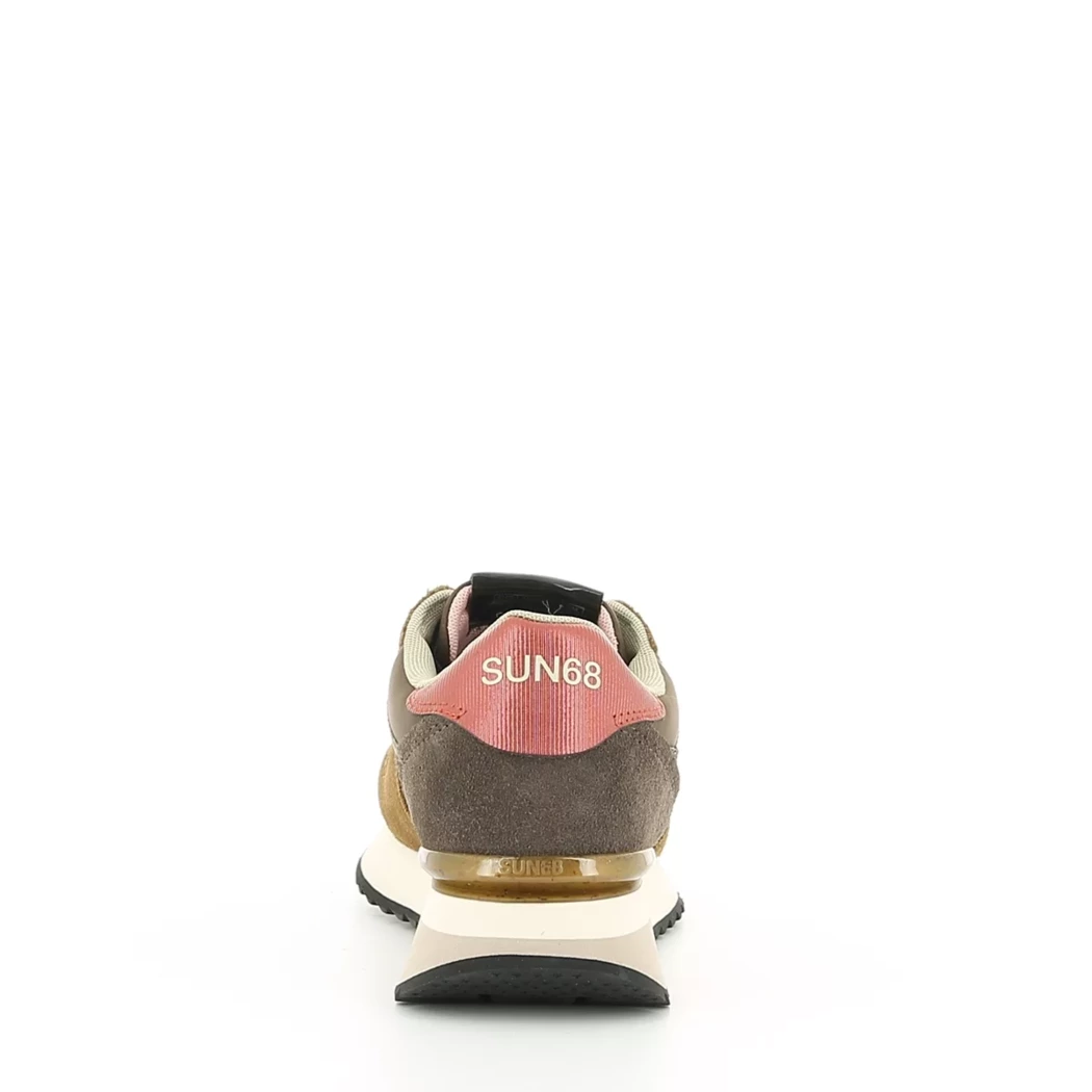 Image (3) de la chaussures Sun68 - Baskets Taupe en Cuir nubuck