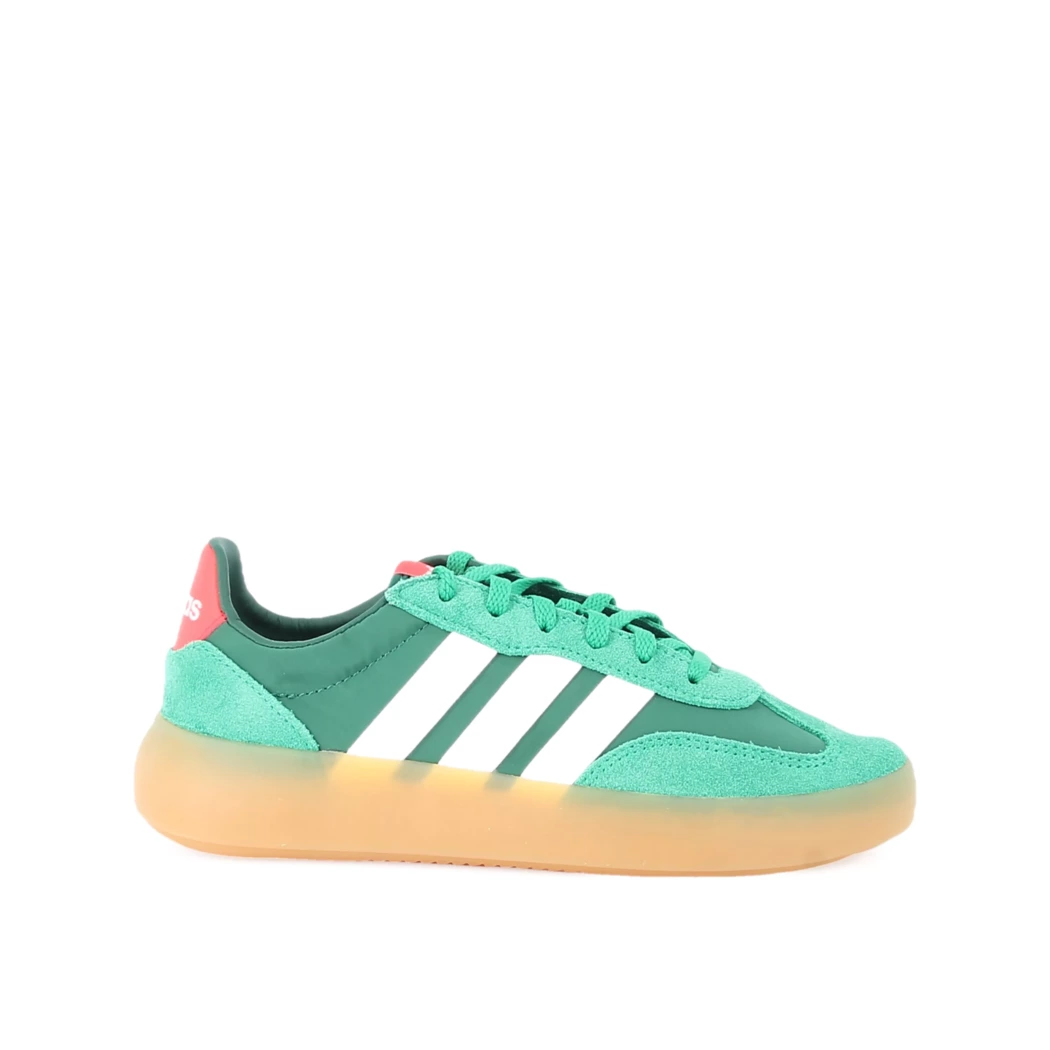 Image (2) de la chaussures Adidas - Baskets Vert en Cuir nubuck