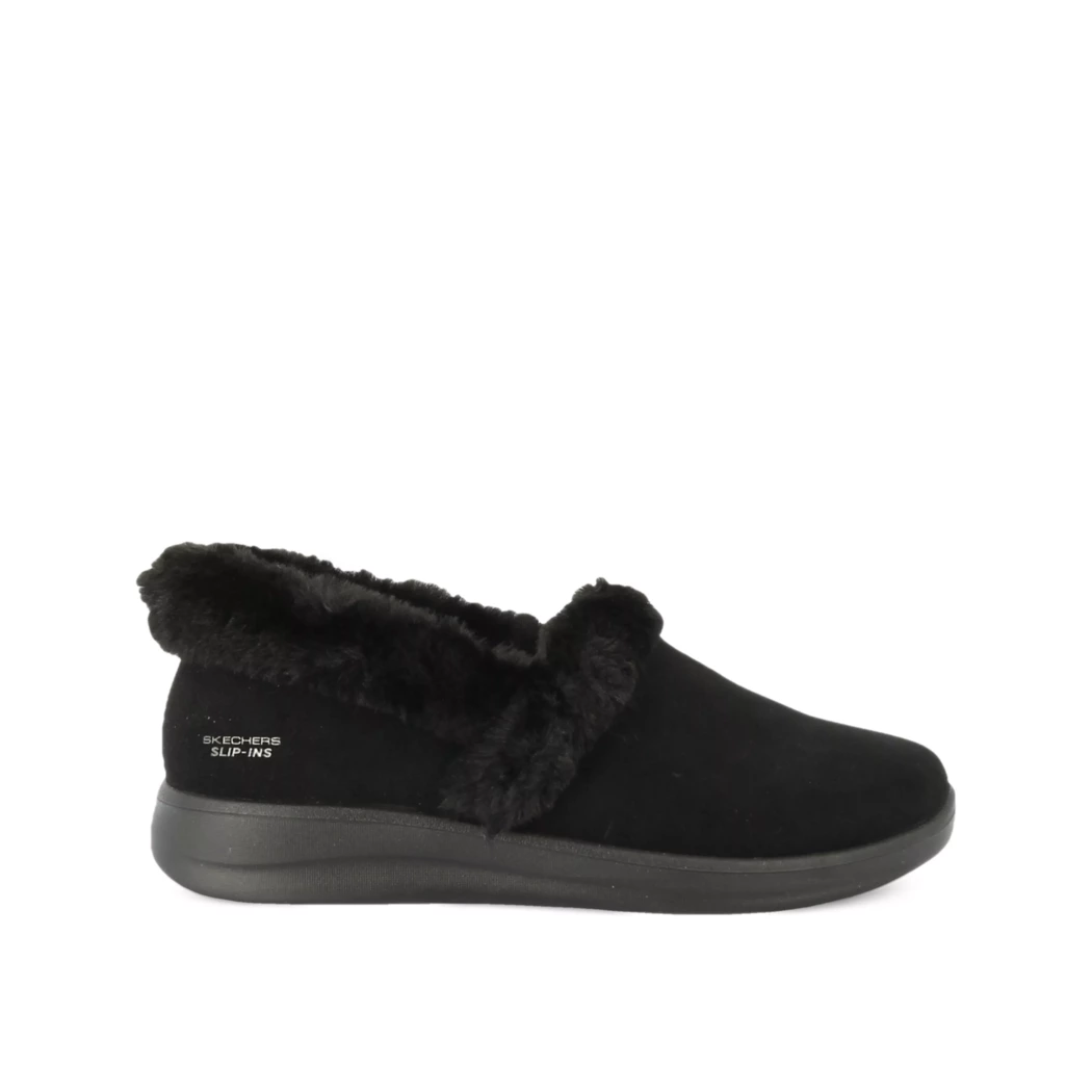Image (2) de la chaussures Skechers - Pantoufles et Chaussons Noir en Cuir synthétique