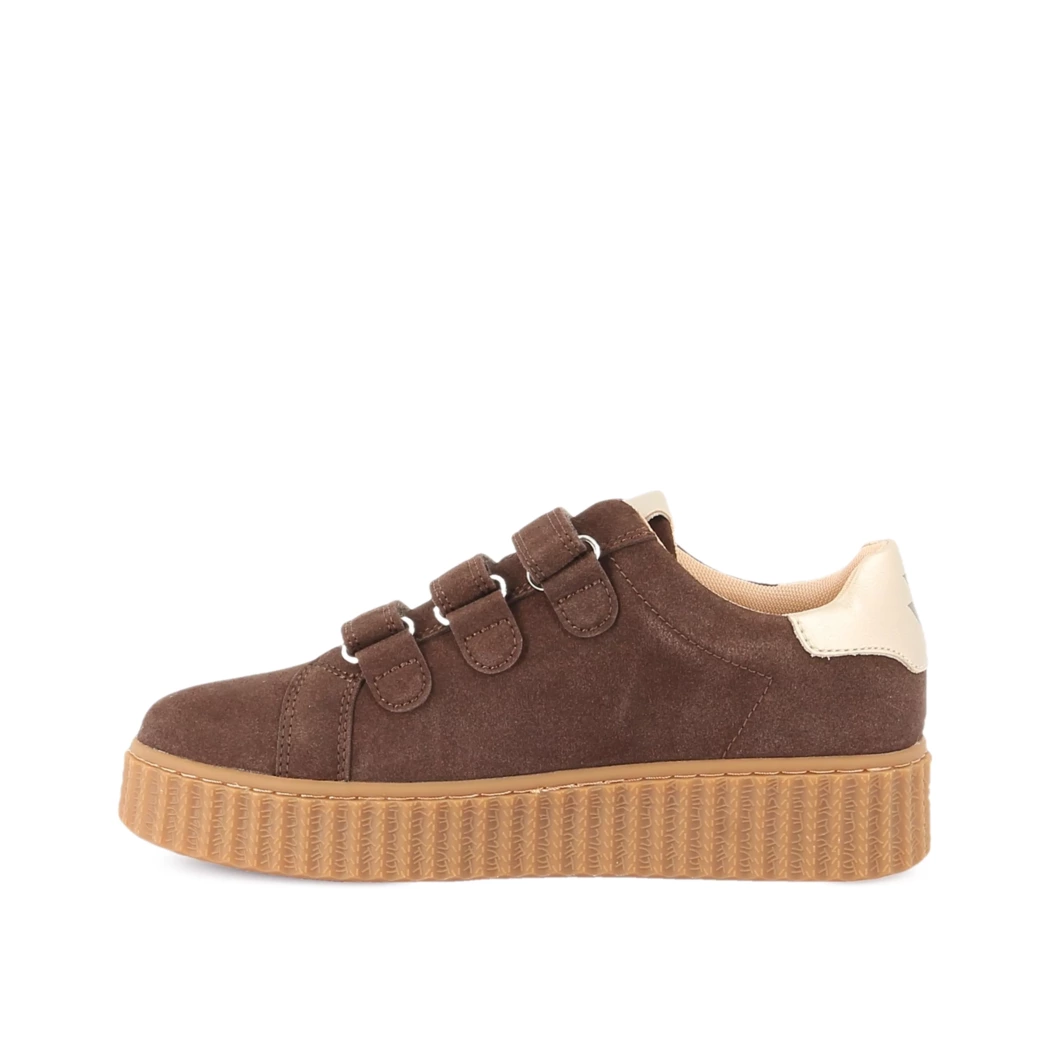 Image (4) de la chaussures Vanessa Wu - Baskets Marron en Cuir nubuck